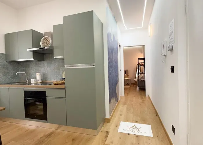 In Centro Arredato Con Stile Con Parcheggio Riservato Genova