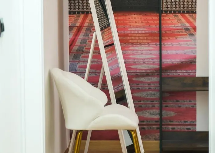 In Centro Arredato Con Stile Con Parcheggio Riservato Lejlighed Genova