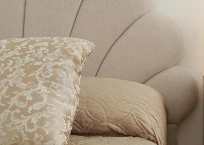 In Centro Arredato Con Stile Con Parcheggio Riservato