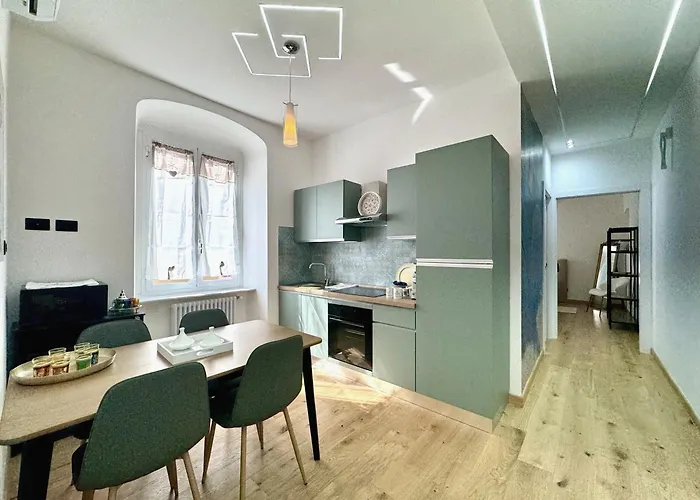 In Centro Arredato Con Stile Con Parcheggio Riservato Lejlighed Genova