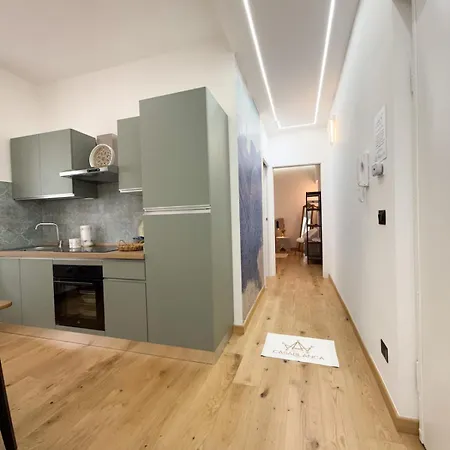 In Centro Arredato Con Stile Con Parcheggio Riservato Γένοβα