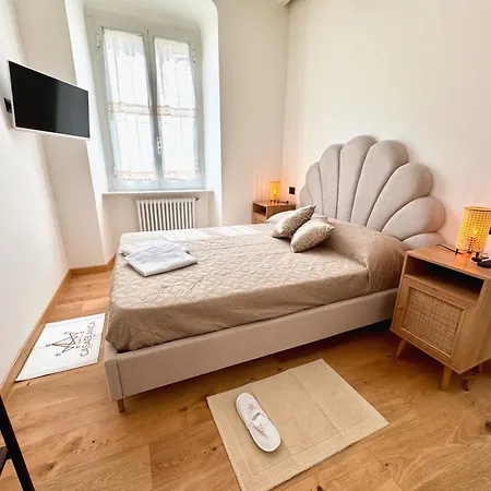 In Centro Arredato Con Stile Con Parcheggio Riservato Γένοβα