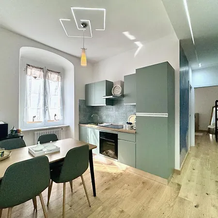 In Centro Arredato Con Stile Con Parcheggio Riservato Апартаменты Генуя